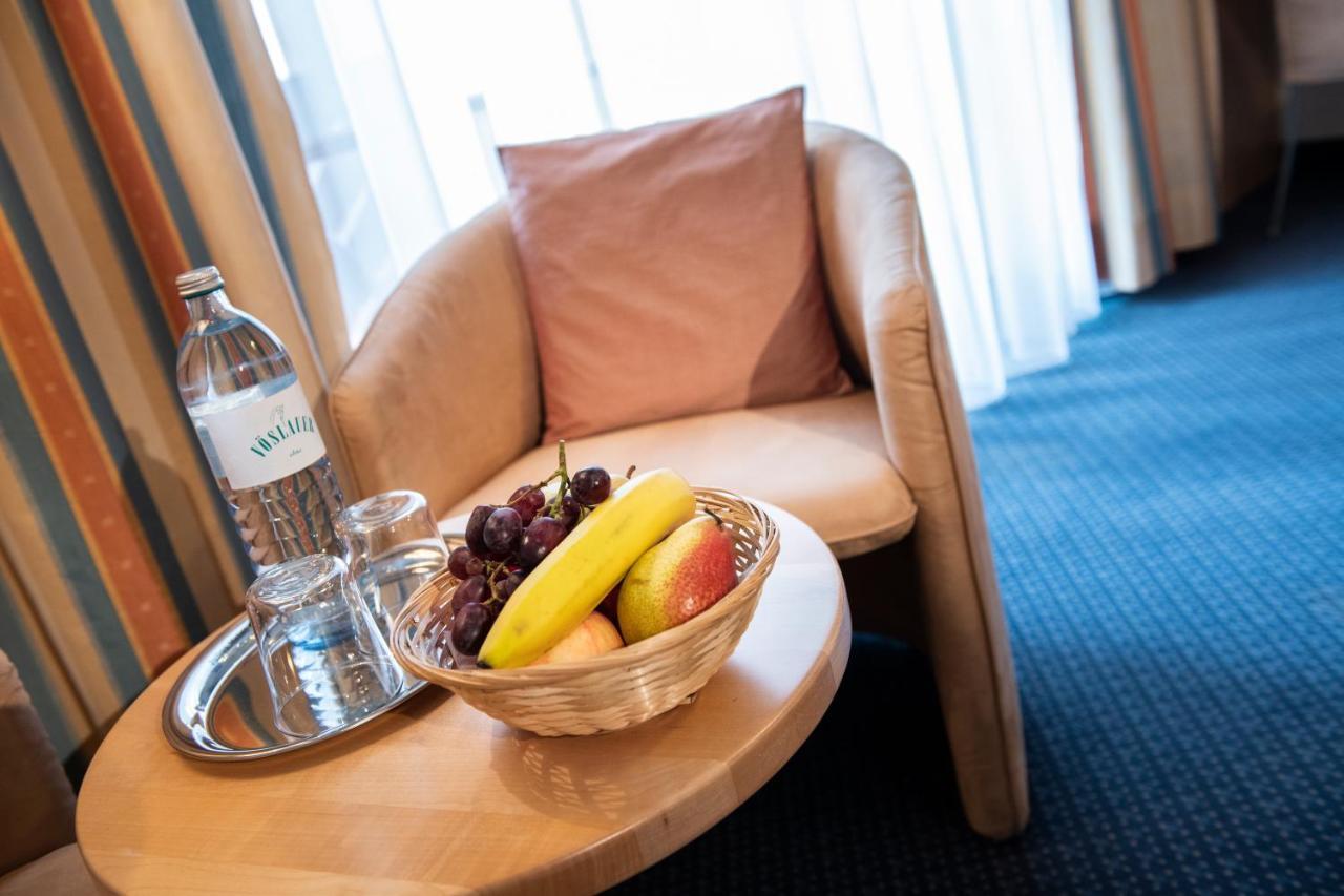 Parkhotel Zur Klause Bad Hall Exterior photo